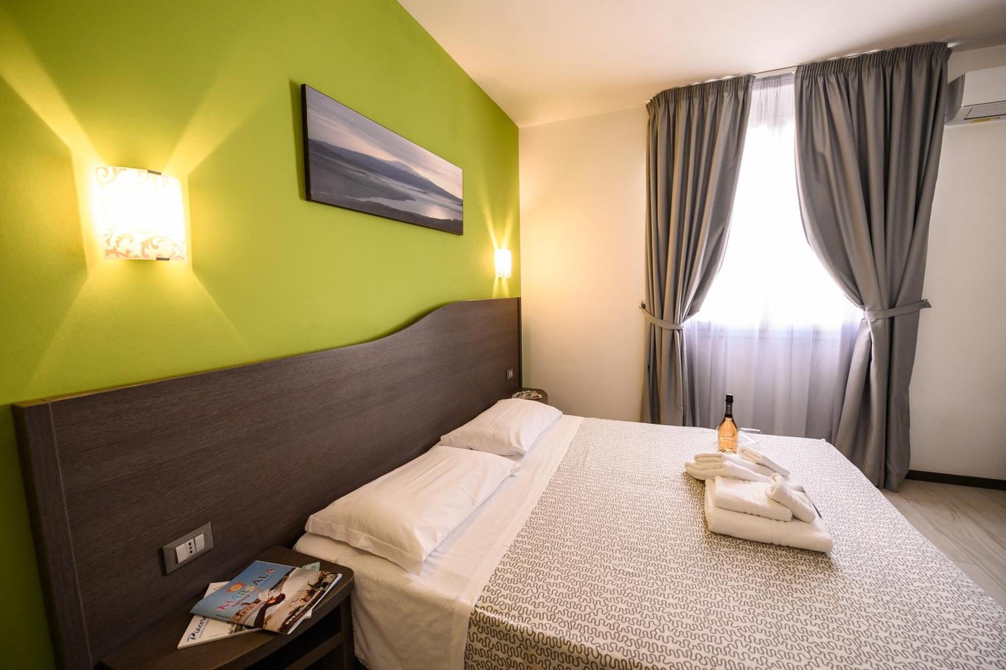 Hotel Rainbow Resort Марсала Экстерьер фото