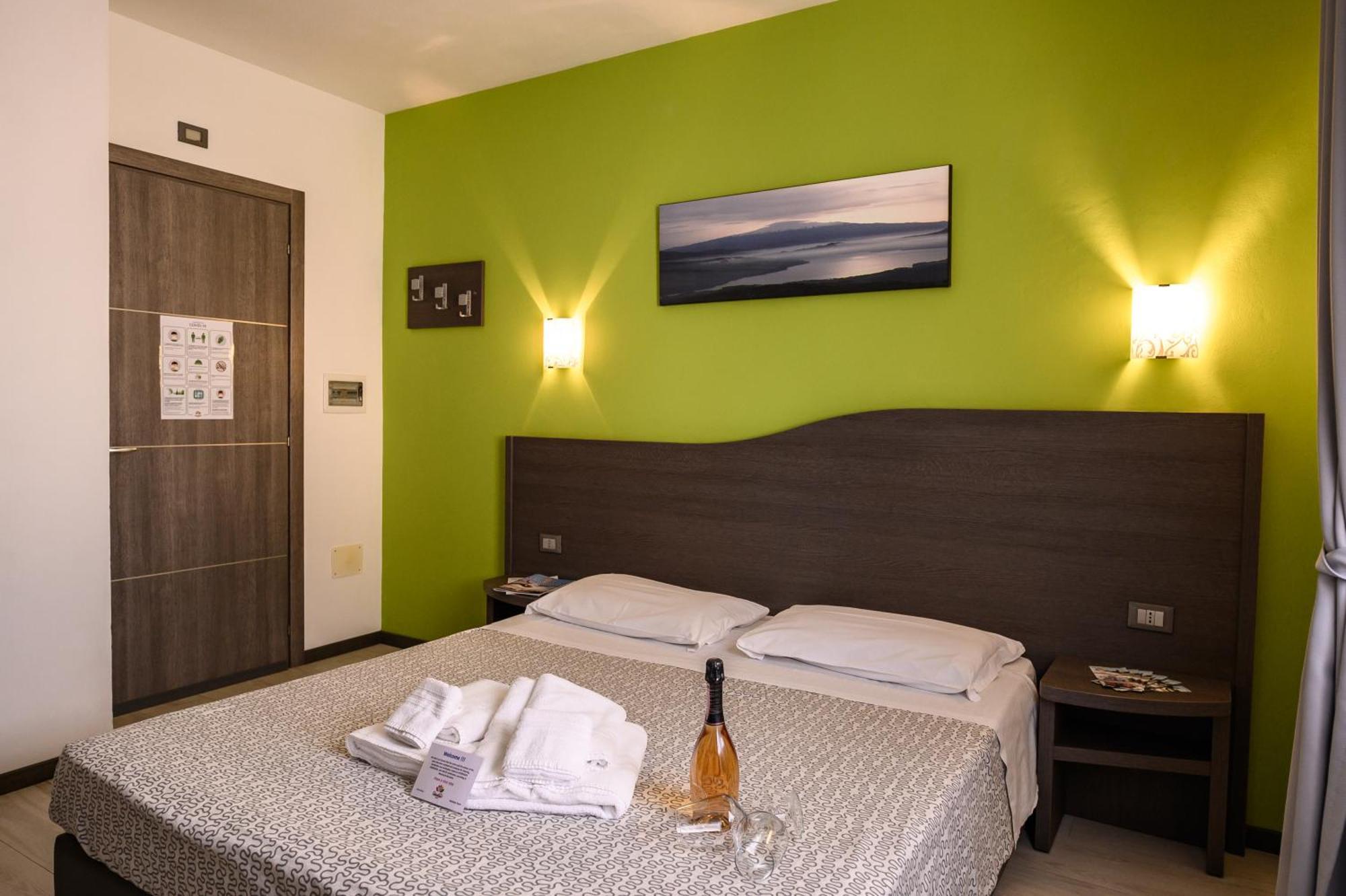 Hotel Rainbow Resort Марсала Экстерьер фото
